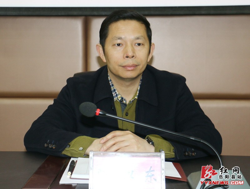 市纪委来我县检查考核党风廉政建设监督责任落实情况