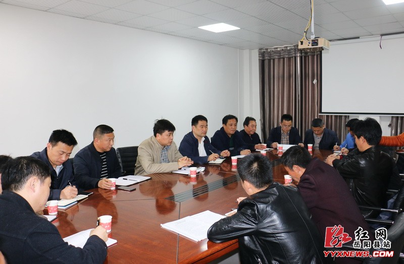 曾平原到月田镇调研脱贫攻坚工作