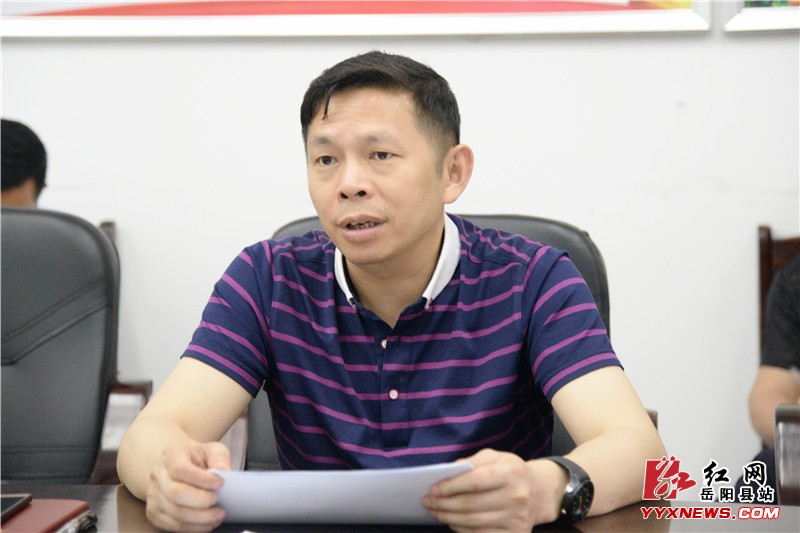 陈绍东到新天村开展精准扶贫