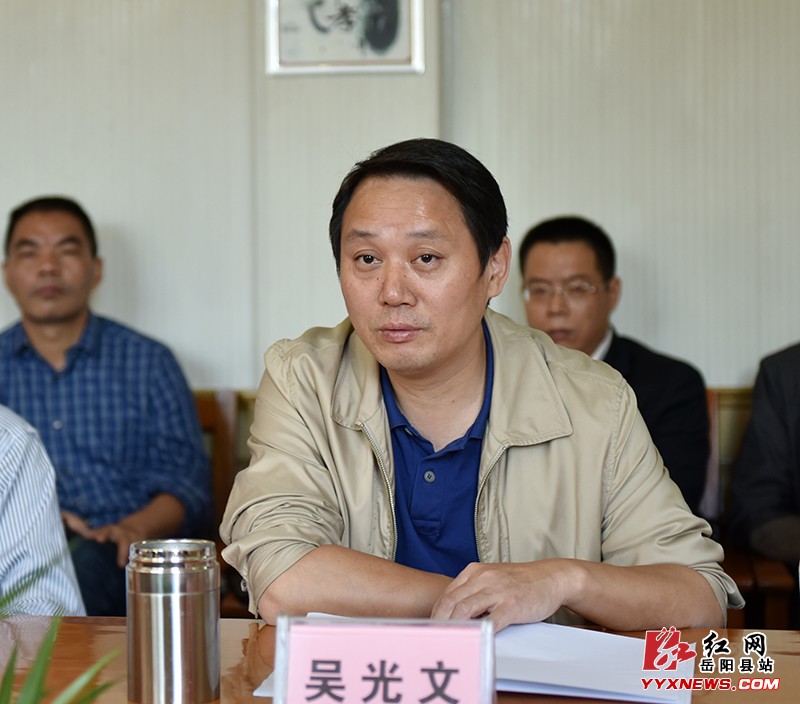 市重点工作调研组来我县指导工作