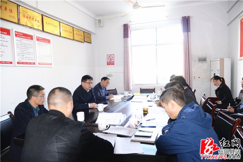 座谈会现场 (7).jpg 座谈会现场 (7).jpg