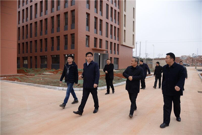 SY6{EHU5ILUJ5F85US2}B8Q.jpg SY6{EHU5ILUJ5F85US2}B8Q.jpg