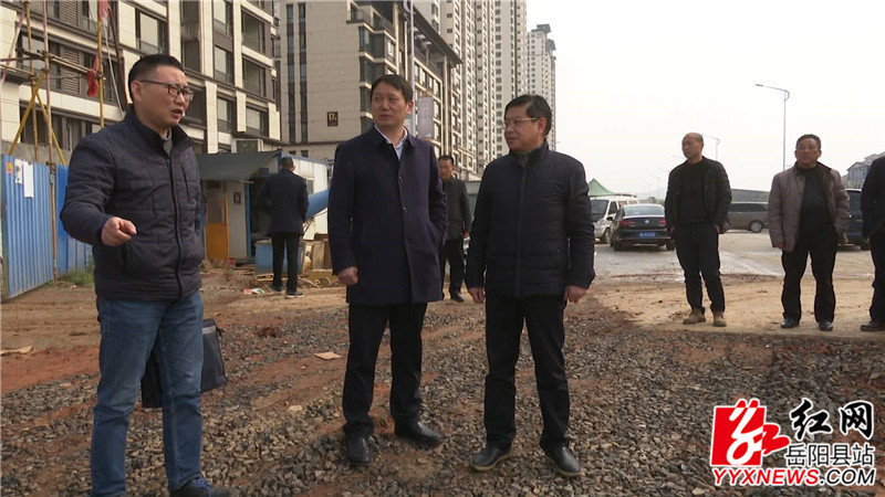 复核组听取项目进展情况.JPG 复核组听取项目进展情况.JPG