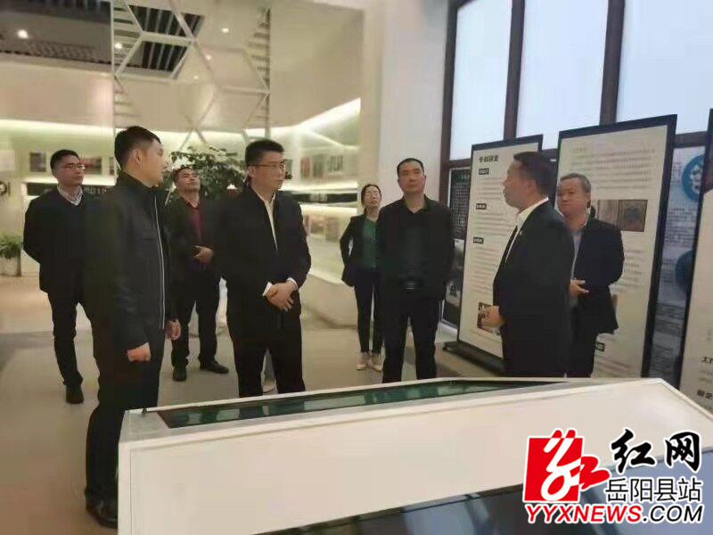 OVL[@J{0Q@O@)MA(YGP3MB7.jpg OVL[@J{0Q@O@)MA(YGP3MB7.jpg