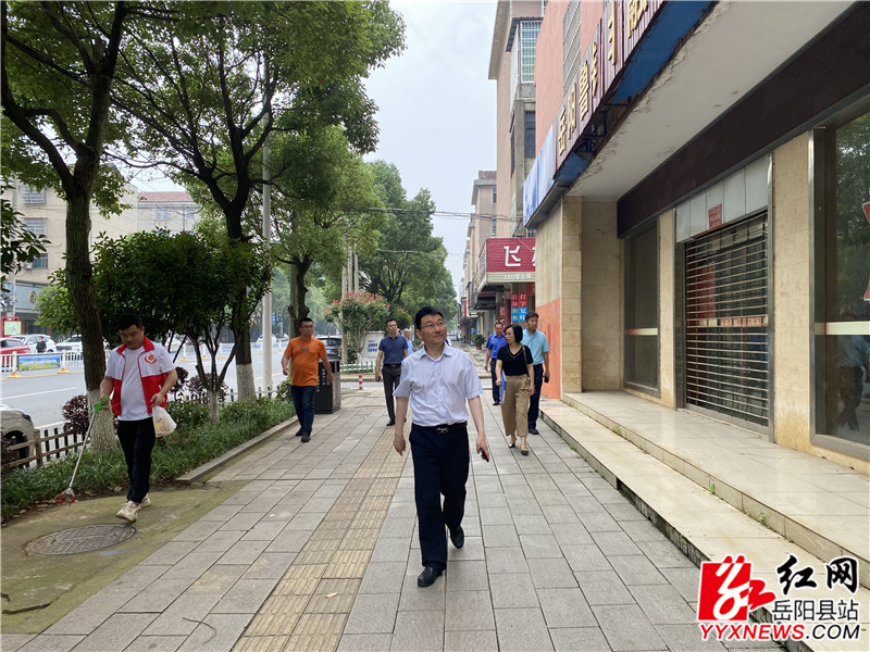 周峰 (2)_副本.jpg 周峰 (2)_副本.jpg