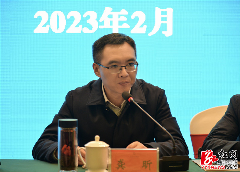 龚昕_副本.jpg 龚昕_副本.jpg