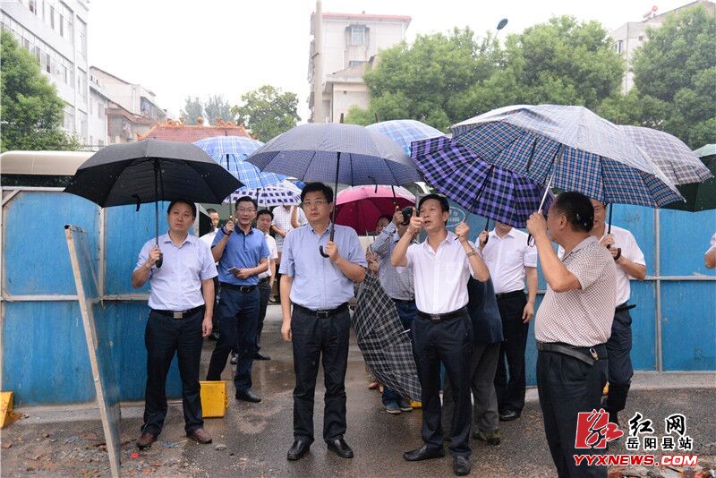 田文静:一鼓作气 毫不动摇地打赢“百攻坚”战