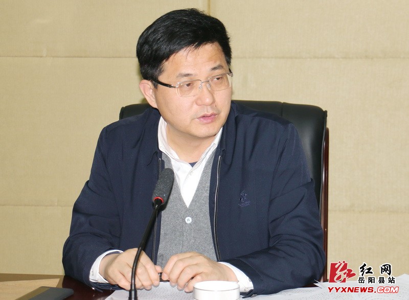 袁颖)12月1日,县委书记田文静主持召开县委第44次常委会,县领导王保林