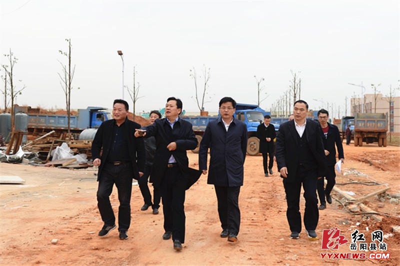 谈正红来我县督战园区大会战