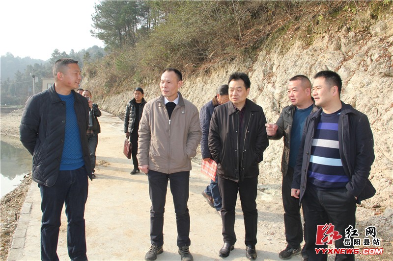 余泽世到月田调研安全生产工作
