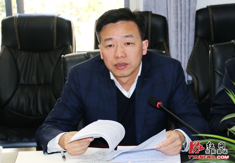 �����ٿ���ί�˲Ź����쵼С�����