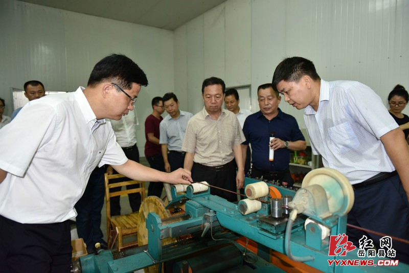 刘和生来我县调研指导工作