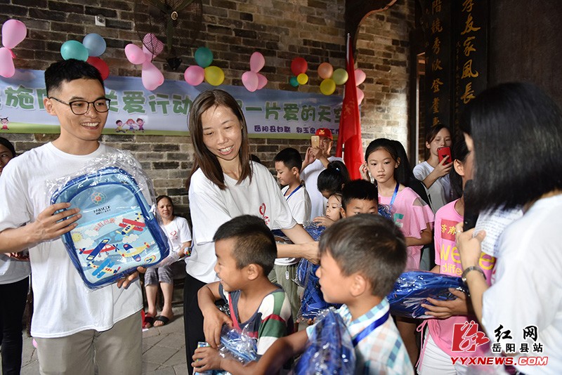 ���ض�ͯ�롰�������衱����