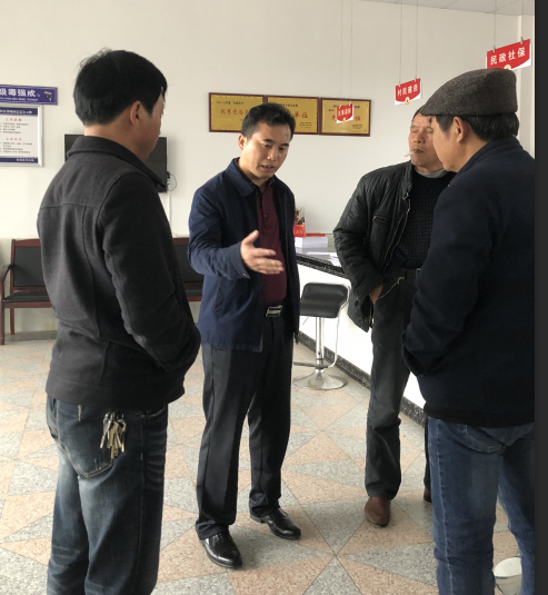 筻口镇党委书记梁亿仲对游港等五村工作进行视察指导