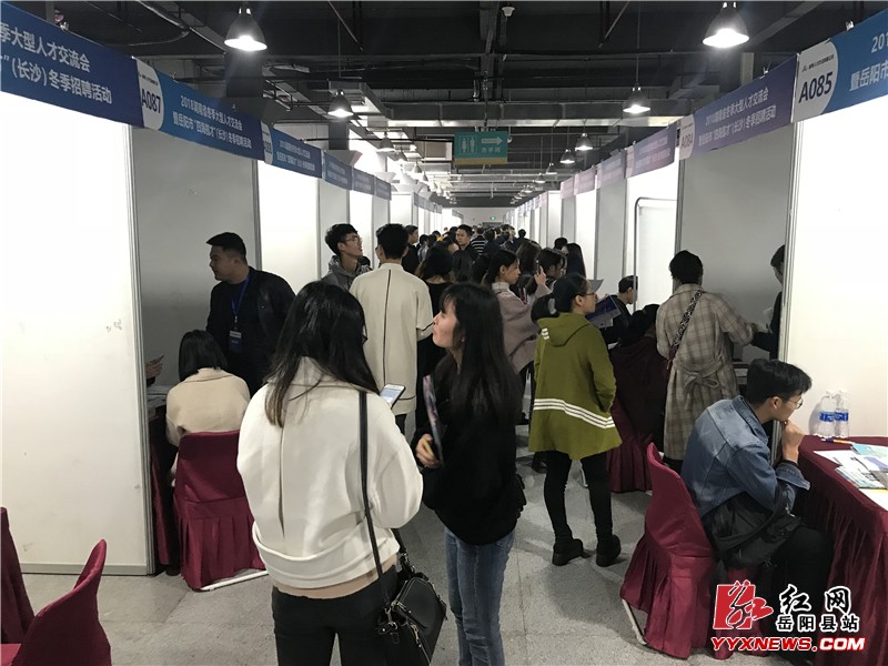 ����12����ҵЯ150����λ����ɳ����