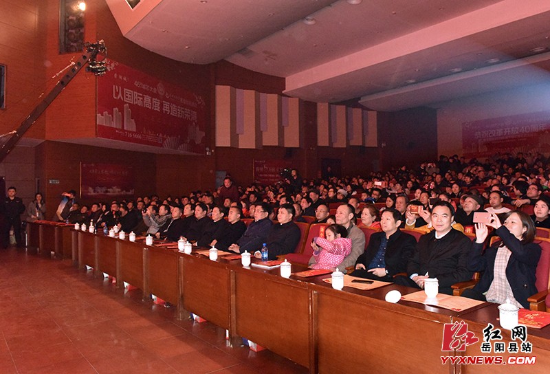 ���ؾ�����ף�ĸ￪��40�����ߴ�����������