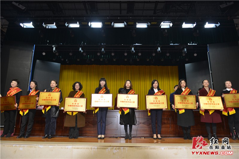 ������ף�����ˡ������Ͷ���Ů��