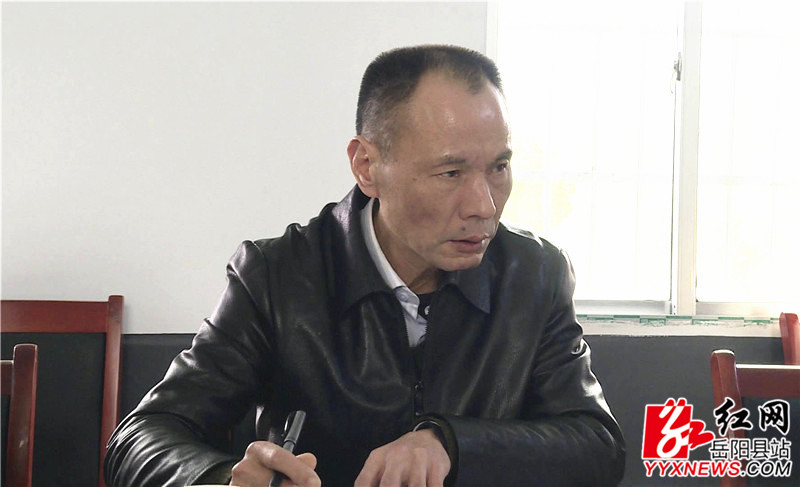 余泽世到月田镇调研脱贫攻坚工作