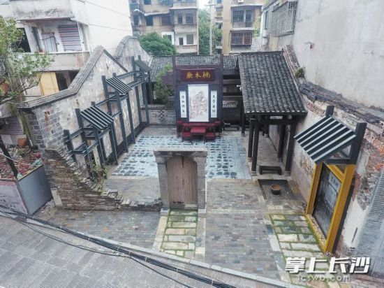 ���ڽ����ľ�������ռ�