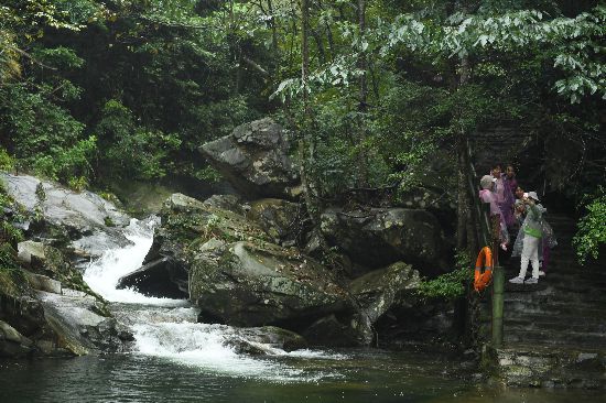 ��Ȼ���Ʈ���꣬��Ҳ��ֹ�����οͶ�����ɽˮ��ϲ����