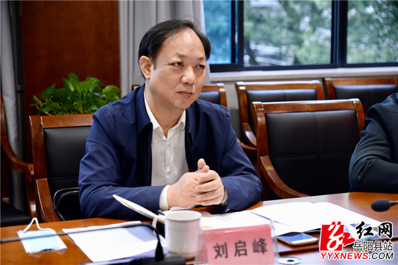 刘启峰来我县巡查新墙河