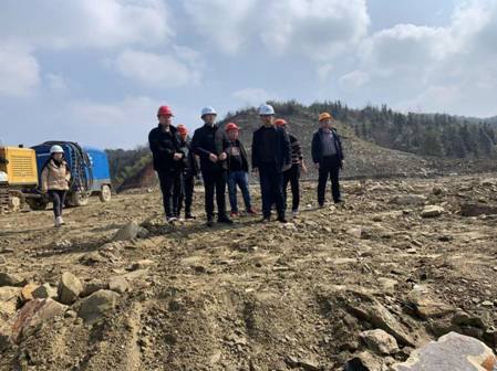 05bbad2d3c144ab0009c3b6320ffcdf