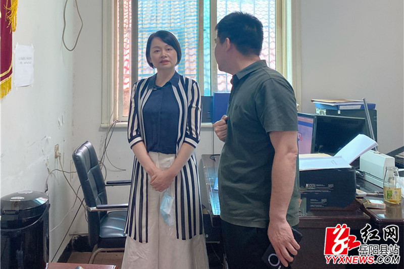 在城南派出所了解党的二十大安保维稳等工作_副本_副本.jpg 在城南派出所了解党的二十大安保维稳等工作_副本_副本.jpg