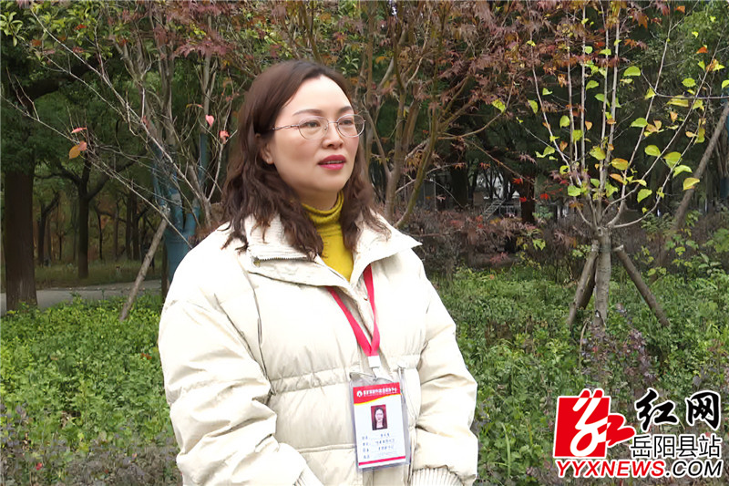 地质家园社区党支部副书记李玥秀.jpg 地质家园社区党支部副书记李玥秀.jpg