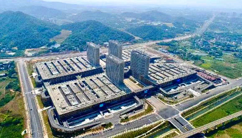 岳塘国际商贸城。岳塘区融媒体中心供图