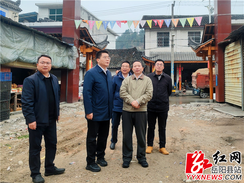 Ф���ʹ��Ӹ������ص���������˶Կڰ����Ƭ����չ����